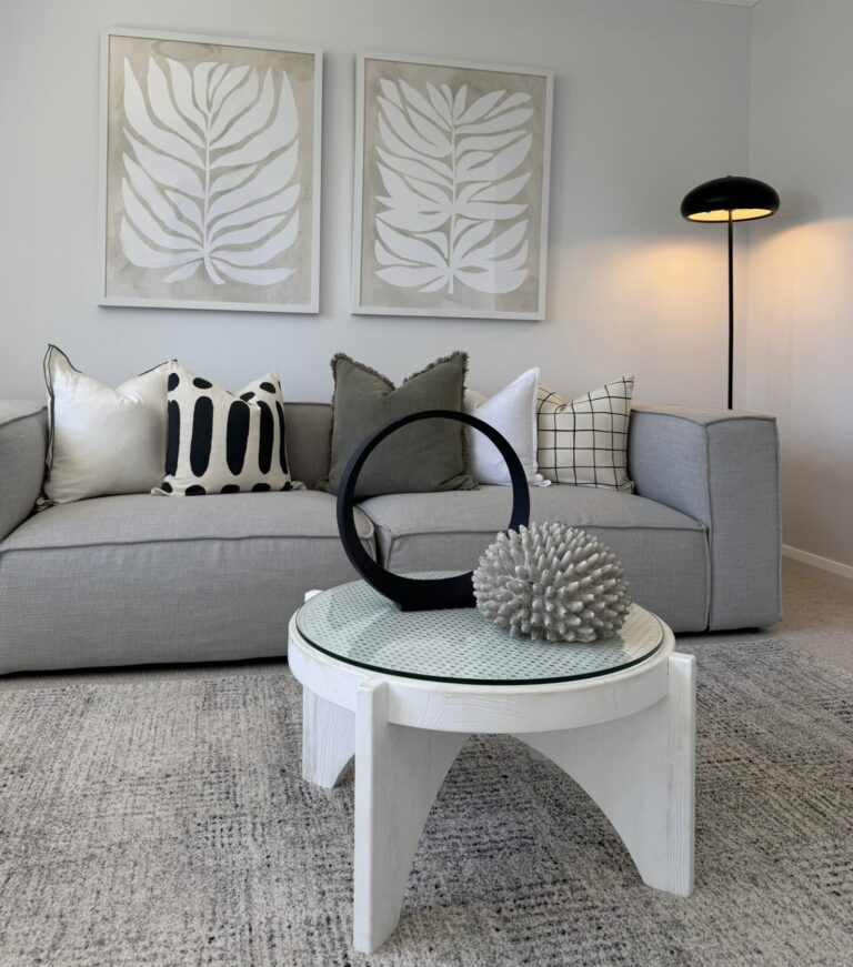 Modern Australian living room showcasing 2025 interior decor trends, including earthy tones and sustainable materials